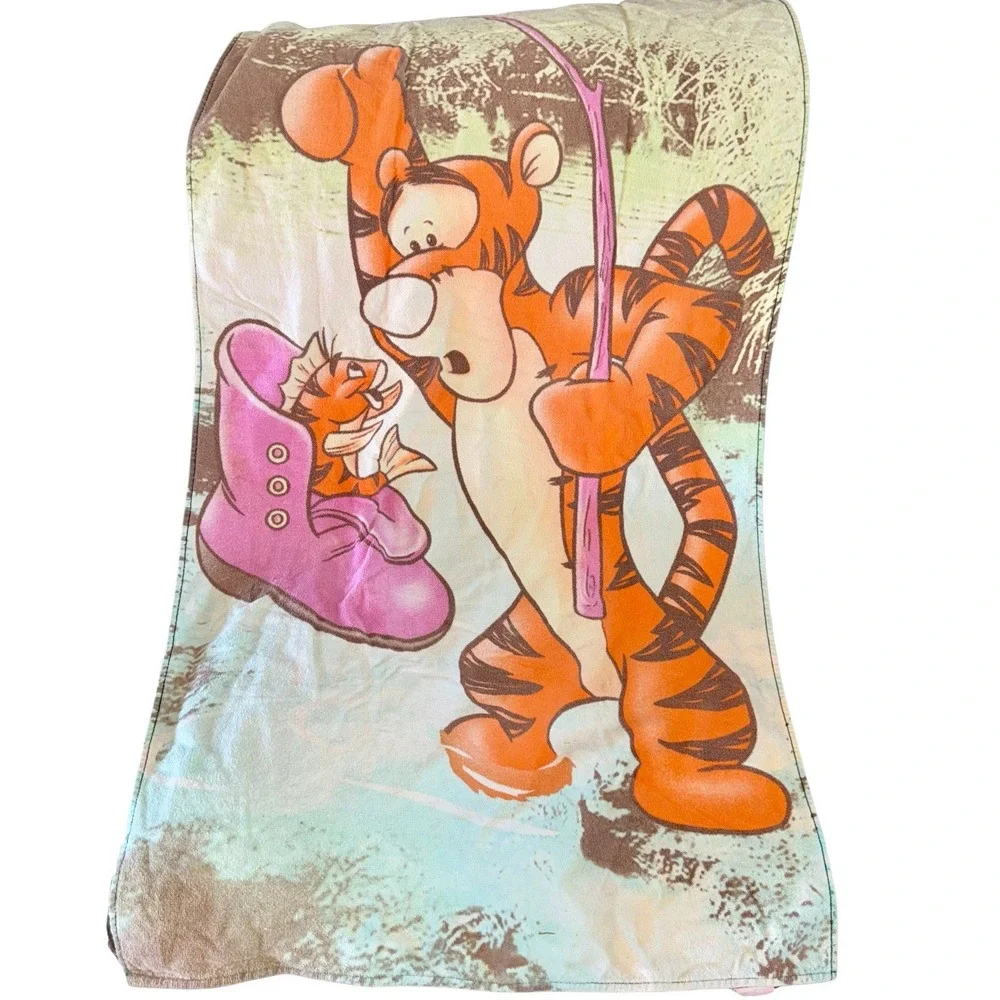 Vintage‎ Disney Winnie the Pooh Tigger Fishing Beach Bath Towel 54x28
